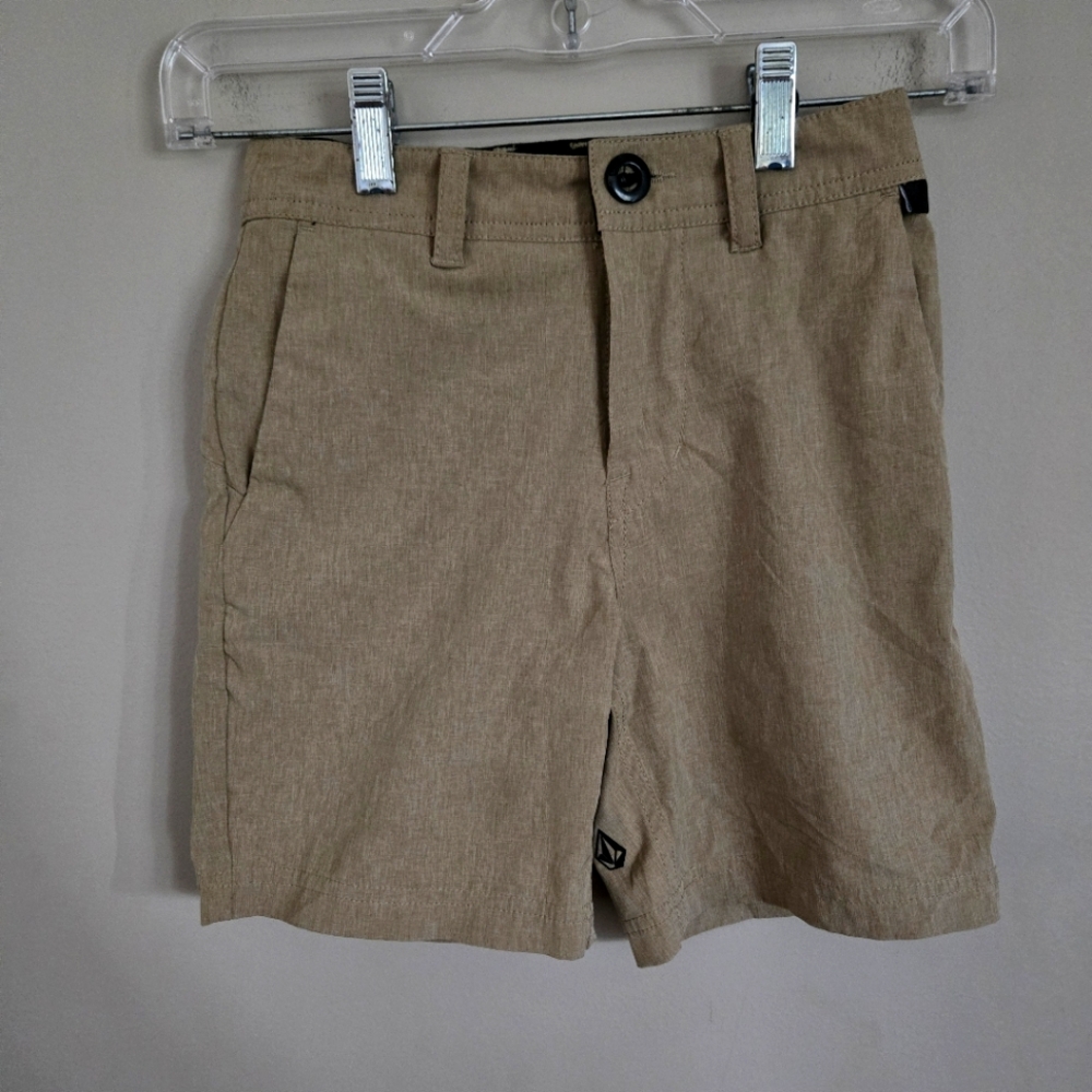 5 for $25  Volcom Boys Tan Shorts 8 Kids 22 Summer bottoms